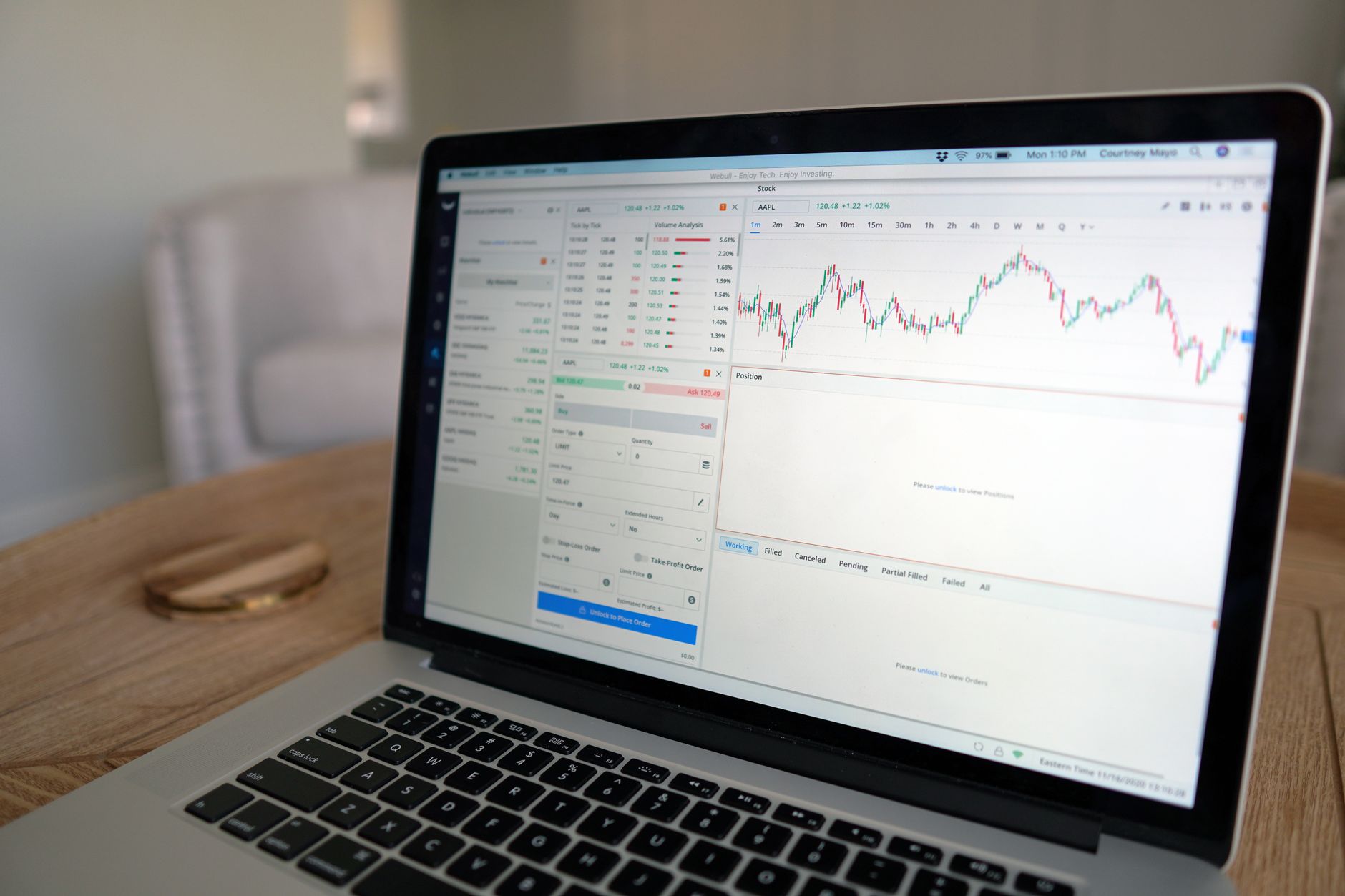 فرآیند ثبت نام و ورود به حساب در پلتفرم TradingView